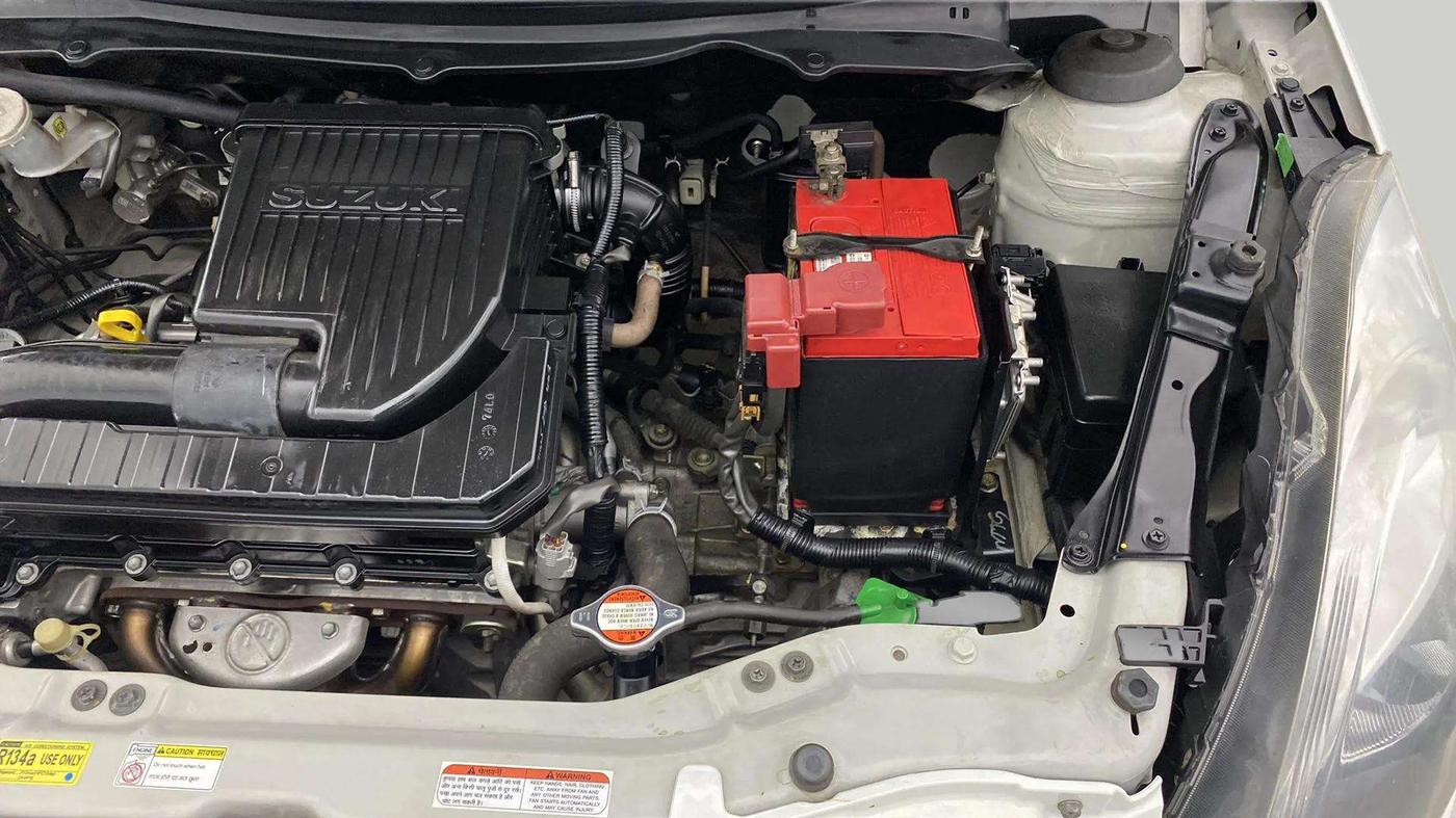 2015 Maruti Swift Dzire ZXI, Petrol, Manual, 63,719 km, Engine View - Left