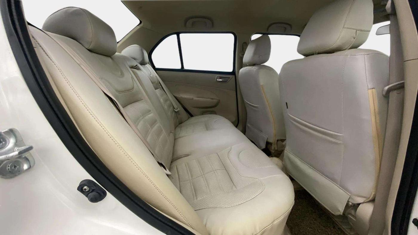 2015 Maruti Swift Dzire ZXI, Petrol, Manual, 63,719 km, Right Side Rear Door Cabin