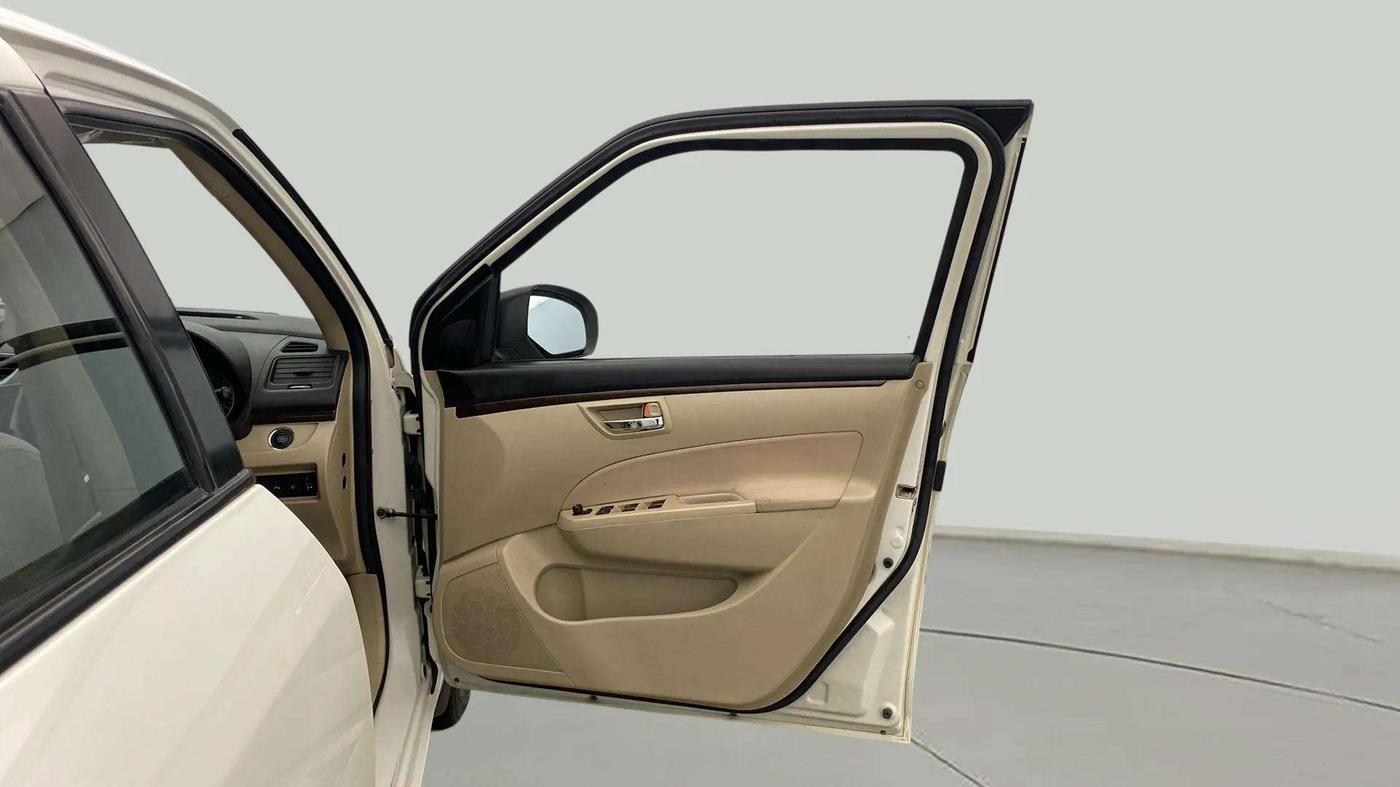 2015 Maruti Swift Dzire ZXI, Petrol, Manual, 63,719 km, RHS Front Door