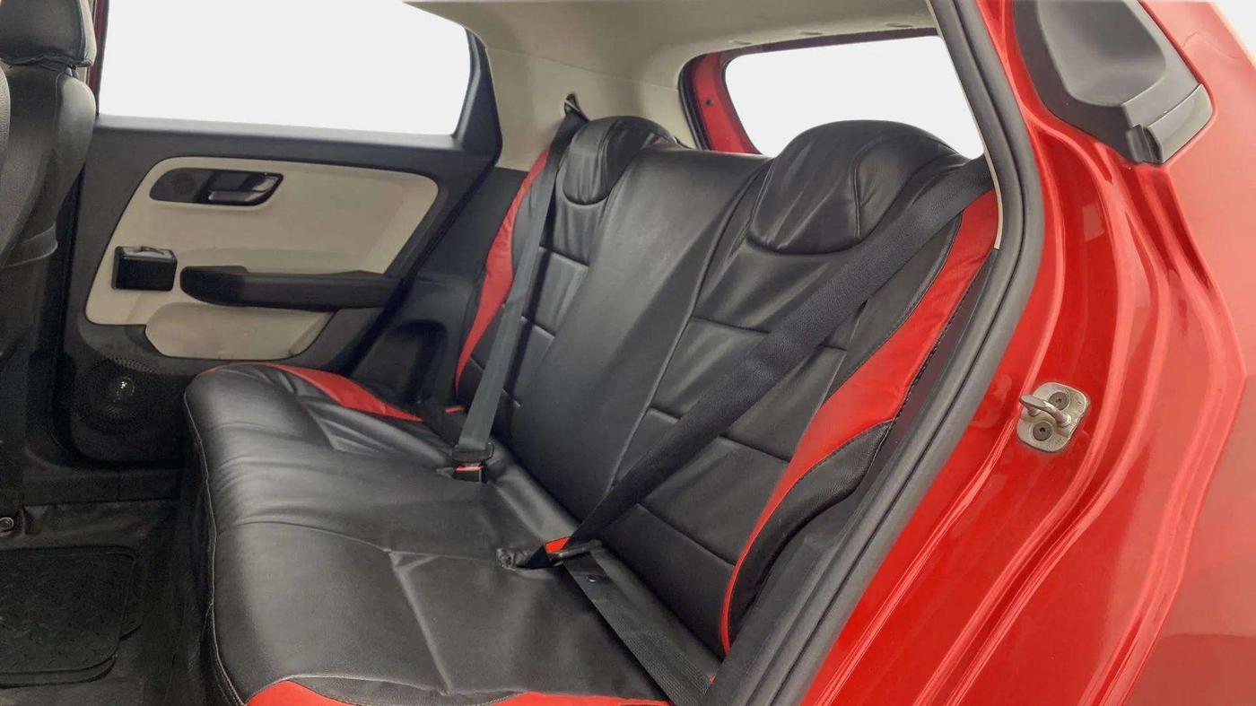 2022 Tata ALTROZ XE PETROL, Petrol, Manual, 16,194 km, Right Side Rear Door Cabin