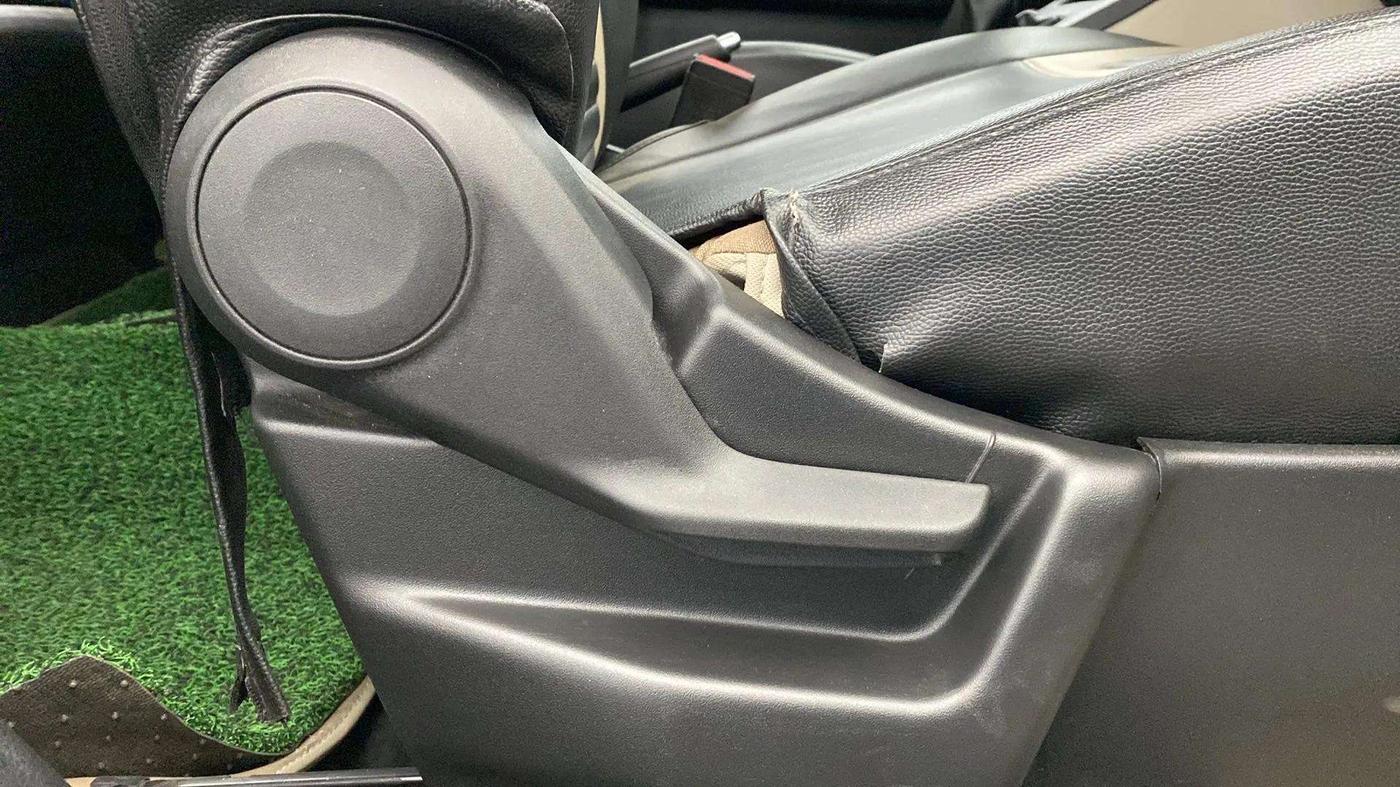 2019 Maruti New Wagon-R VXI 1.0, Petrol, Manual, 30,513 km, Driver Side Adjustment Panel