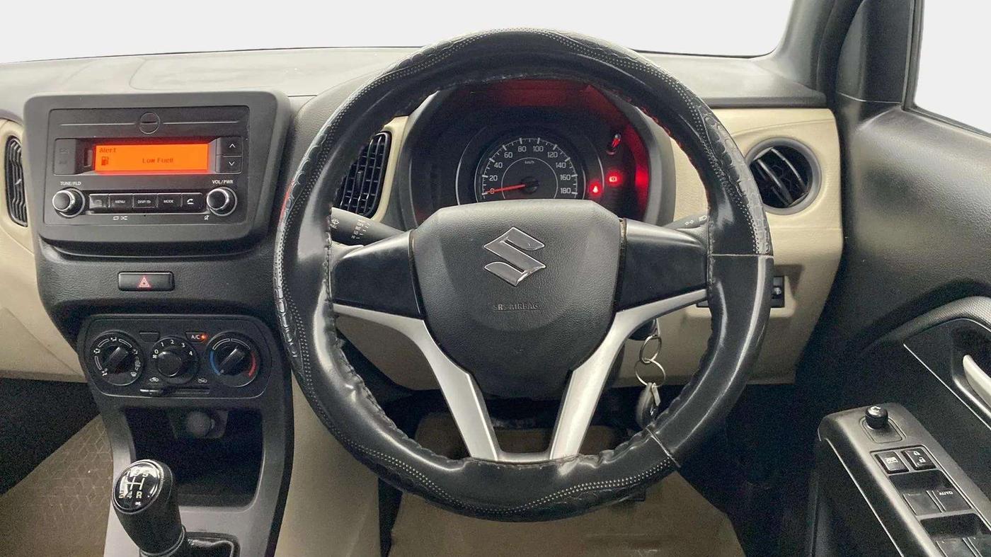 2019 Maruti New Wagon-R VXI 1.0, Petrol, Manual, 30,513 km, Steering Wheel Close Up