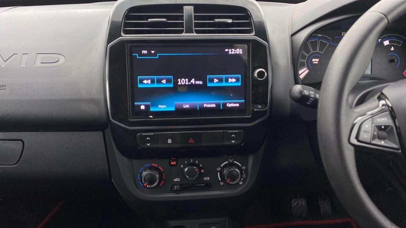 2023 Renault Kwid RXT 1.0 AMT, Petrol, Automatic, 8,398 km, Air Conditioner