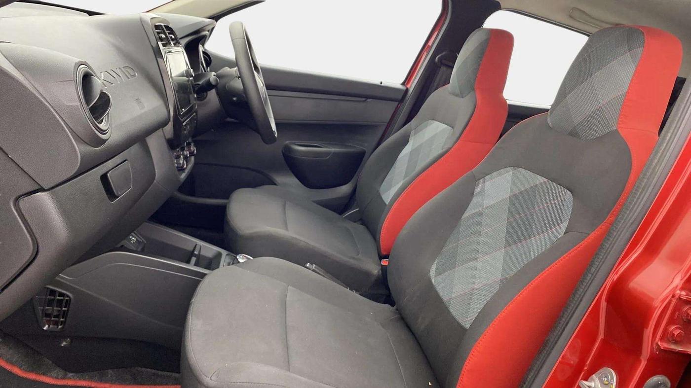 2023 Renault Kwid RXT 1.0 AMT, Petrol, Automatic, 8,398 km, Right Side Front Door Cabin