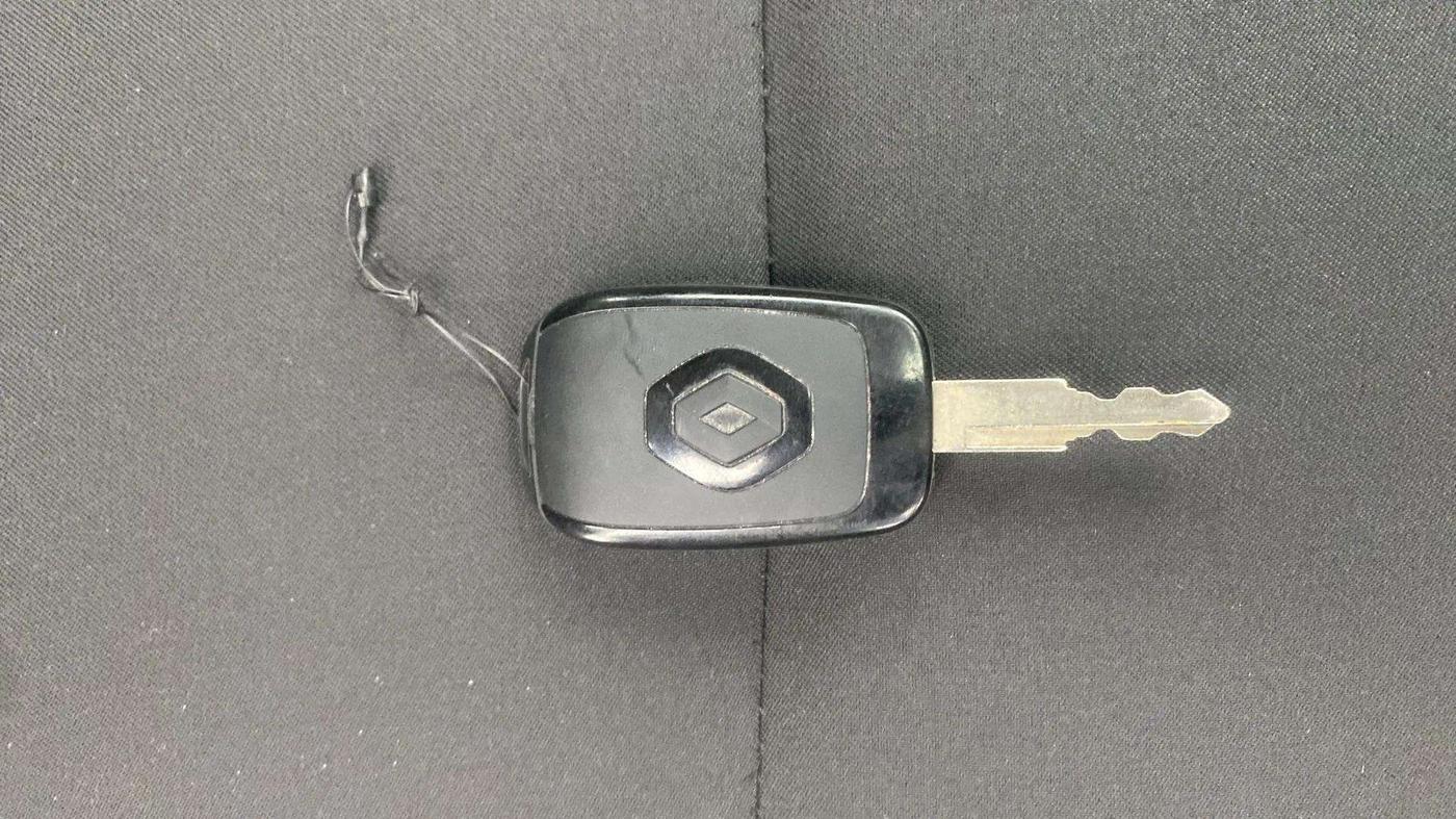 2023 Renault Kwid RXT 1.0 AMT, Petrol, Automatic, 8,398 km, Key Close Up