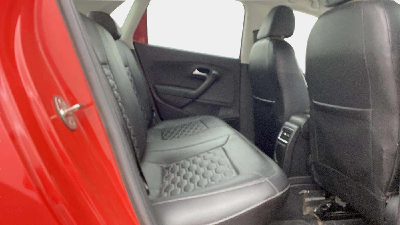2021 Volkswagen Polo HIGHLINE PLUS 1.0, Petrol, Manual, 31,887 km, Right Side Rear Door Cabin