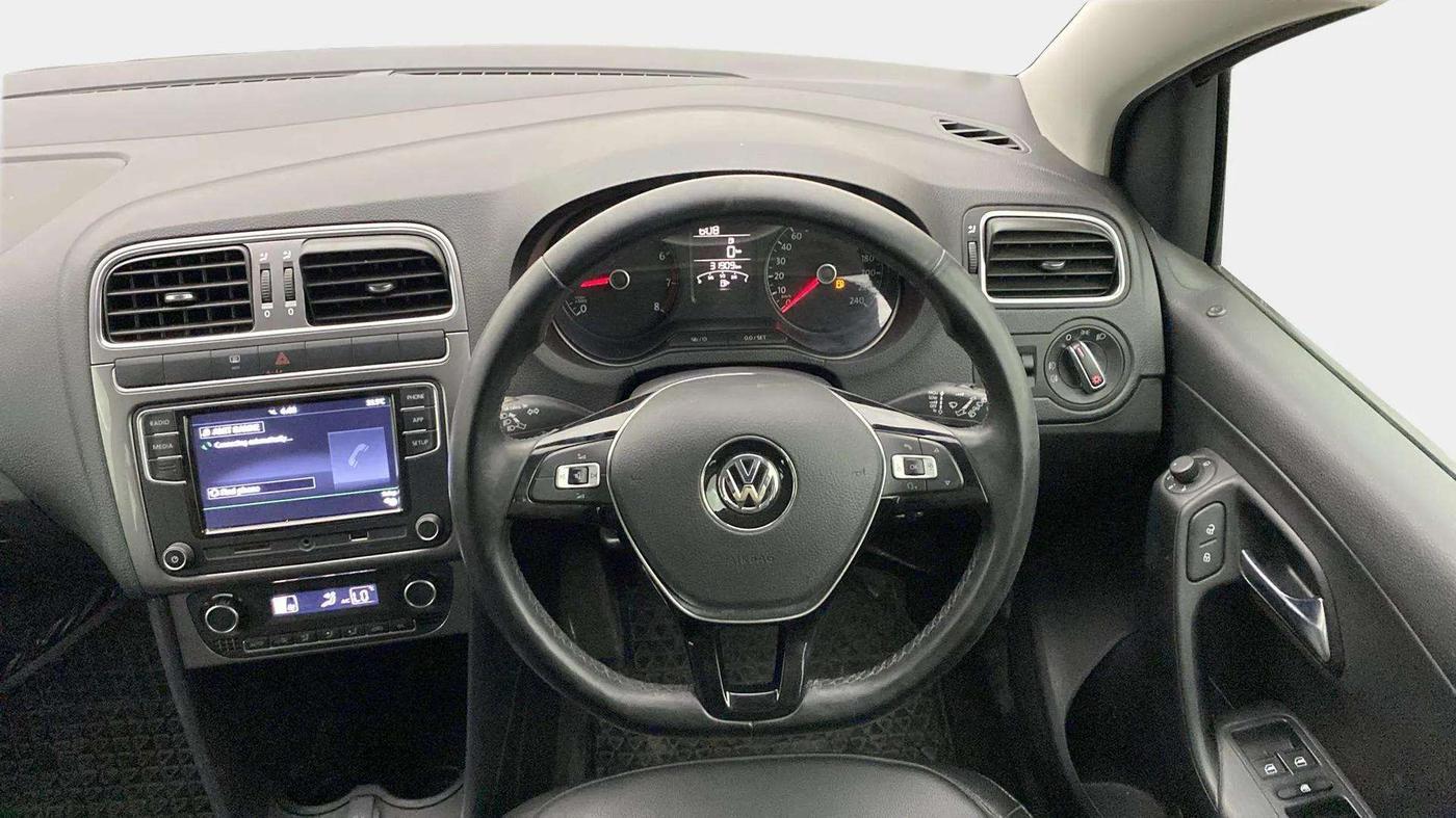 2021 Volkswagen Polo HIGHLINE PLUS 1.0, Petrol, Manual, 31,887 km, Steering Wheel Close Up