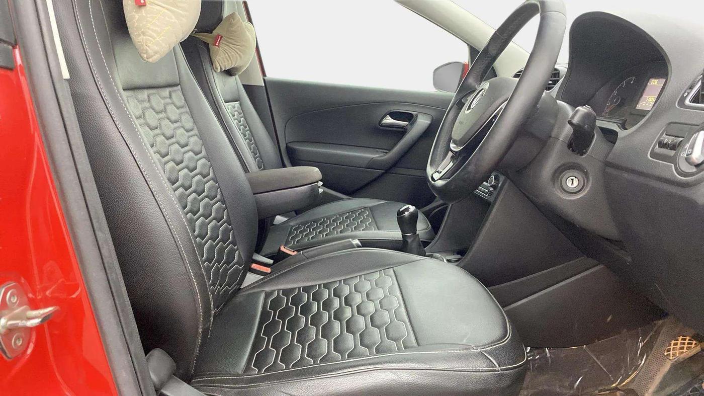 2021 Volkswagen Polo HIGHLINE PLUS 1.0, Petrol, Manual, 31,887 km, Right Side Front Door Cabin