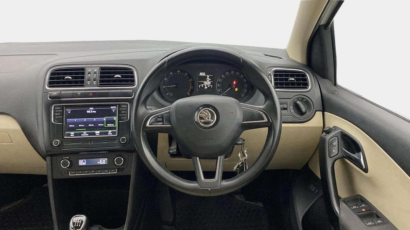 2020 Skoda Rapid 1.0 AMBITION TSI MT, Petrol, Manual, 97,482 km, Steering Wheel Close Up