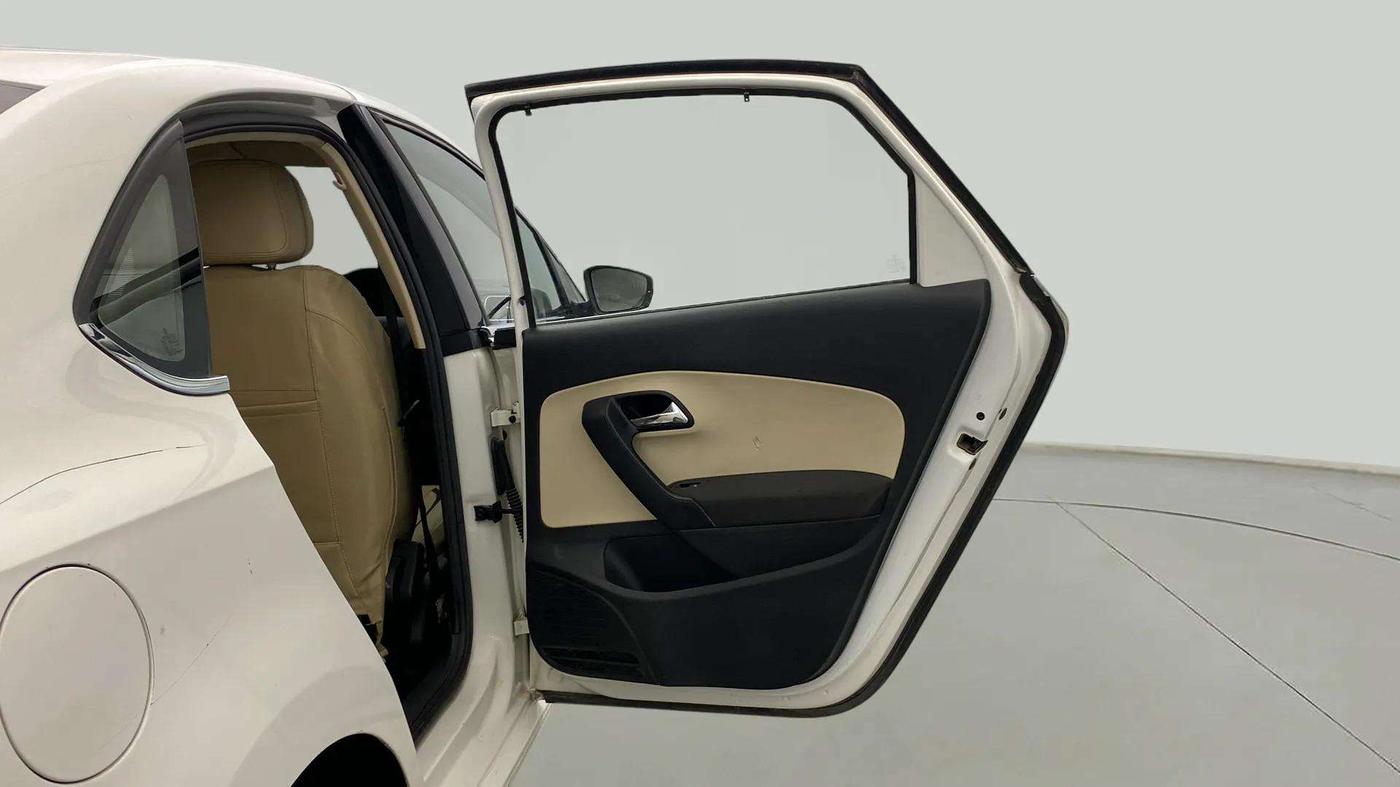 2020 Skoda Rapid 1.0 AMBITION TSI MT, Petrol, Manual, 97,482 km, RHS Rear Door