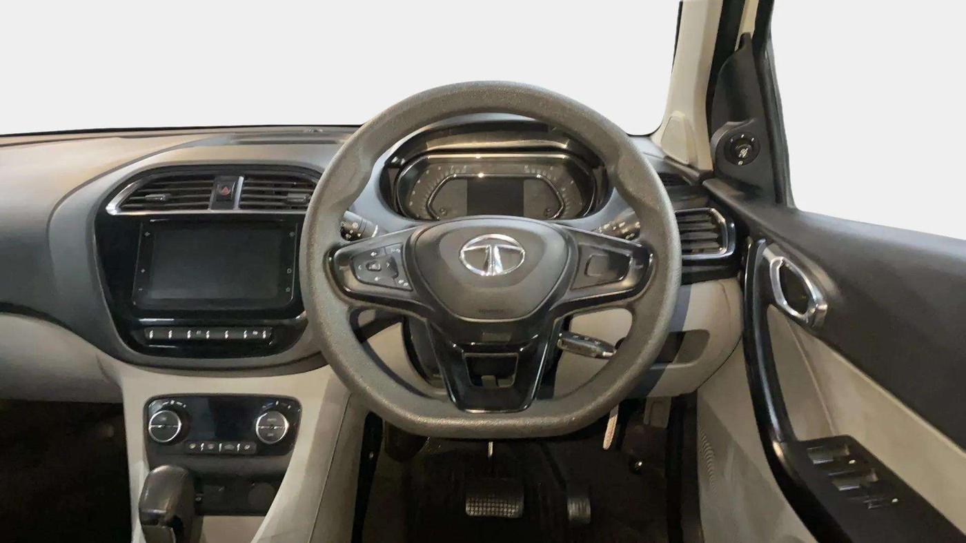 2020 Tata Tiago XZA PLUS PETROL, Petrol, Automatic, 20,100 km, Steering Wheel Close Up
