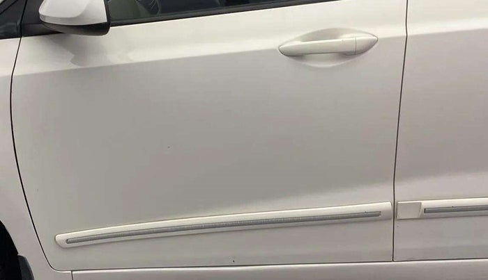 2014 Hyundai Grand i10 MAGNA 1.2 KAPPA VTVT, Petrol, Manual, 66,957 km, Front passenger door - Slightly dented