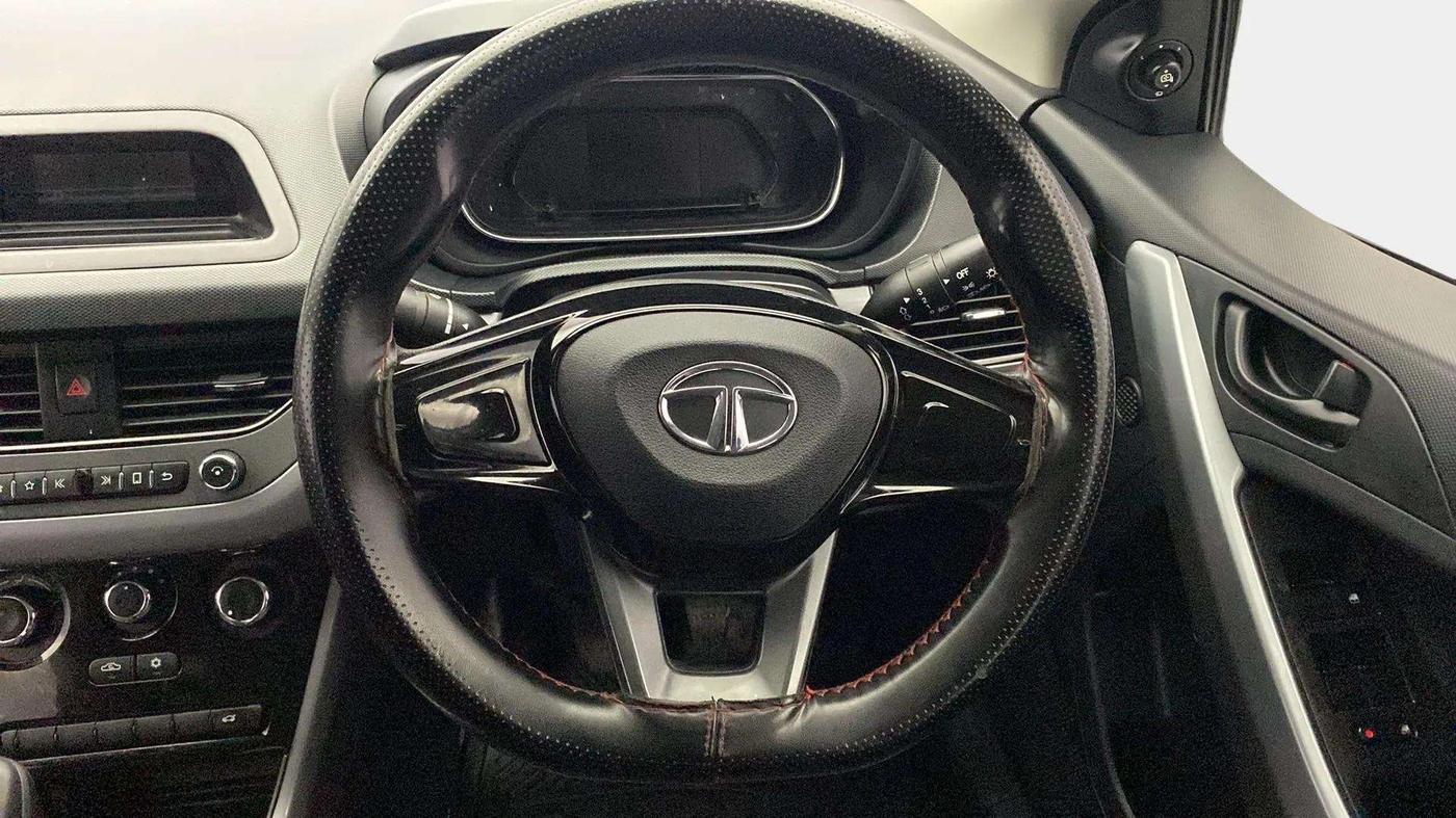 2020 Tata NEXON XM PETROL, Petrol, Manual, 59,511 km, Steering Wheel Close Up