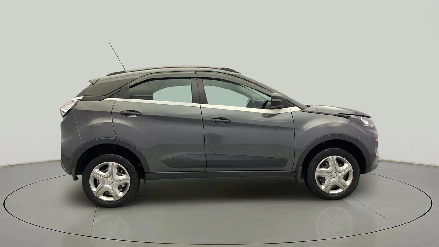 2020 Tata NEXON XM PETROL, Petrol, Manual, 59,511 km, Right Side View