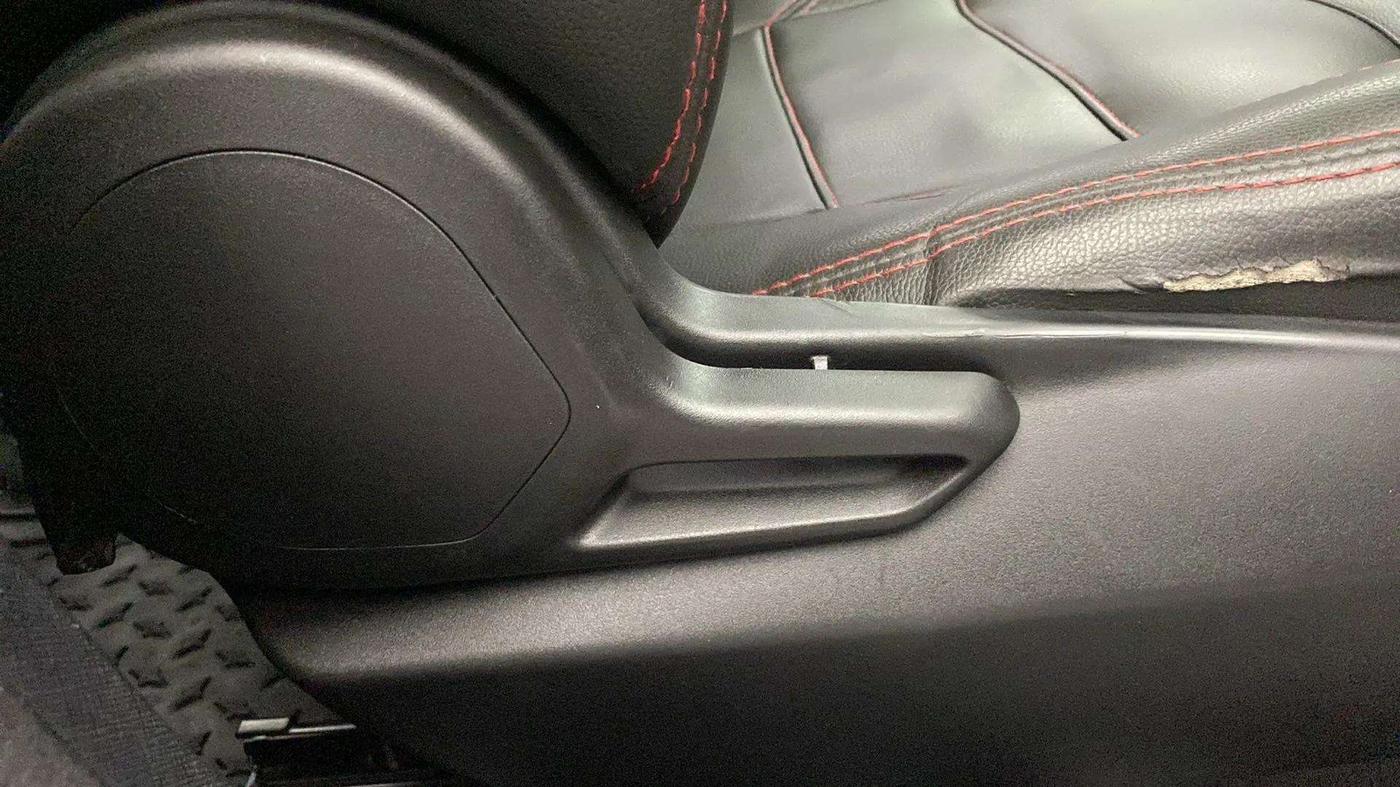 2020 Tata NEXON XM PETROL, Petrol, Manual, 59,511 km, Driver Side Adjustment Panel
