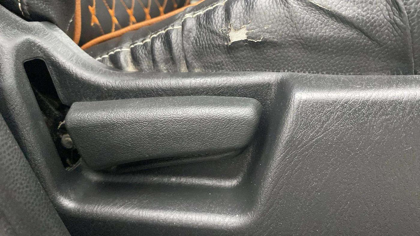 2021 Maruti Alto VXI, Petrol, Manual, 41,399 km, Driver Side Adjustment Panel