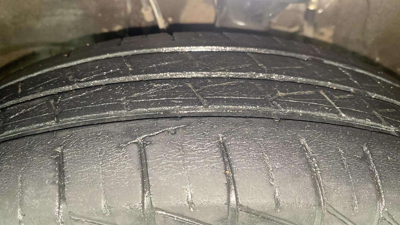 2021 Maruti Alto VXI, Petrol, Manual, 41,399 km, Left Front Tyre Tread