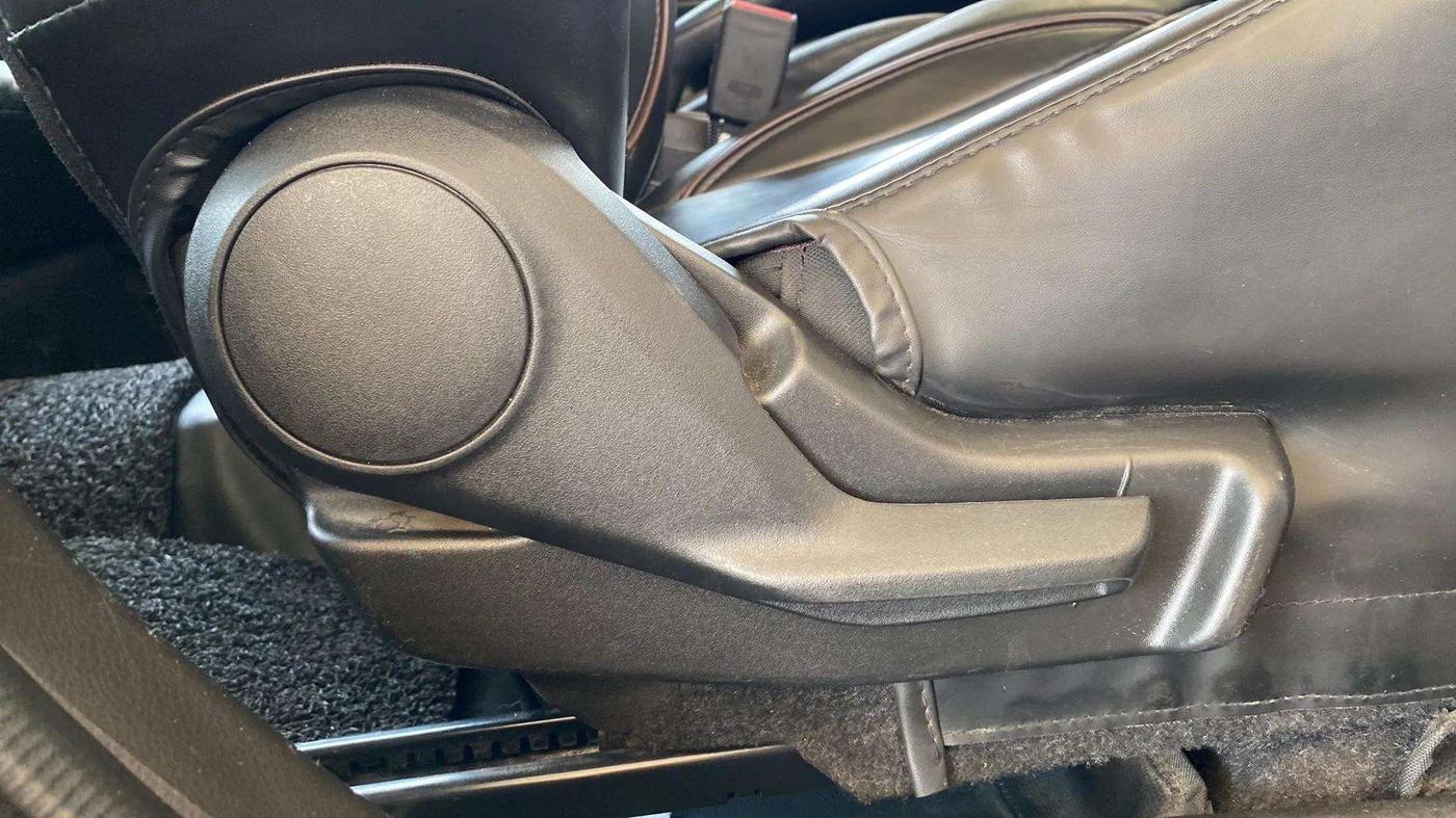 2023 Maruti FRONX DELTA PLUS 1.2L AGS, Petrol, Automatic, 25,565 km, Driver Side Adjustment Panel