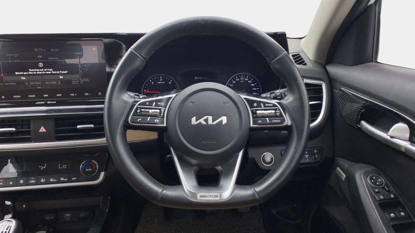 2022 KIA SELTOS HTX PLUS 1.5 DIESEL DUAL TONE, Diesel, Manual, 54,239 km, Steering Wheel Close Up