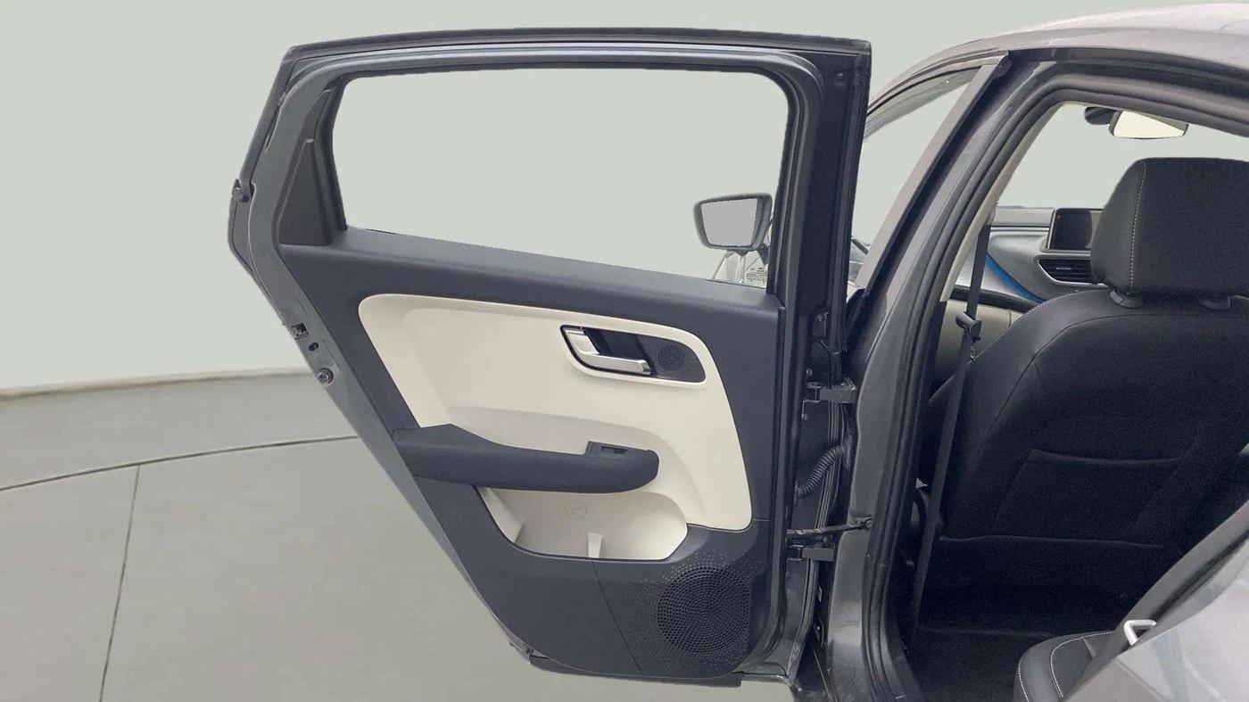2021 Tata ALTROZ XZ PLUS PETROL, Petrol, Manual, 6,149 km, LHS Rear Door