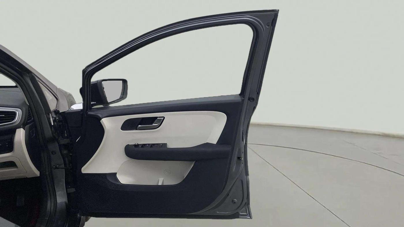 2021 Tata ALTROZ XZ PLUS PETROL, Petrol, Manual, 6,149 km, RHS Front Door