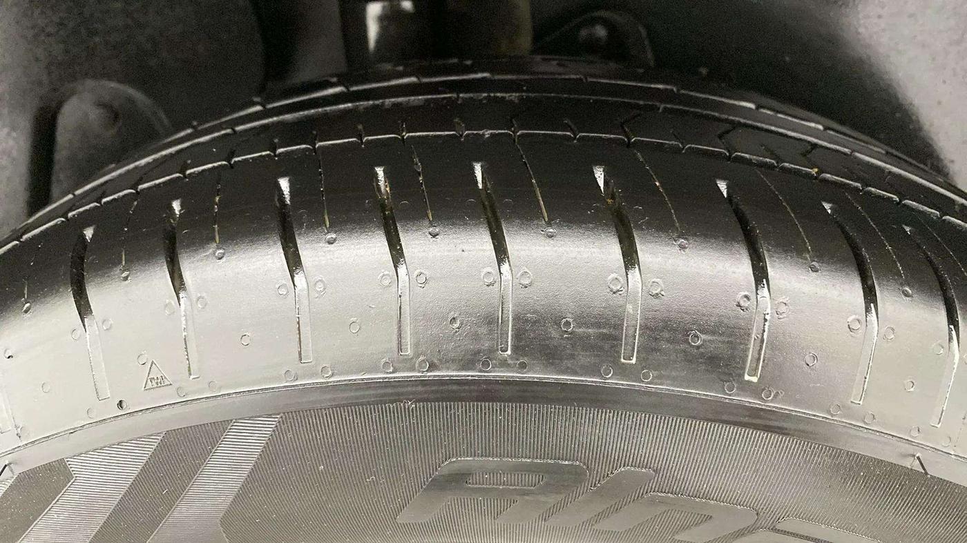 2023 Hyundai Creta E 1.5 PETROL, Petrol, Manual, 8,513 km, Right Rear Tyre Tread