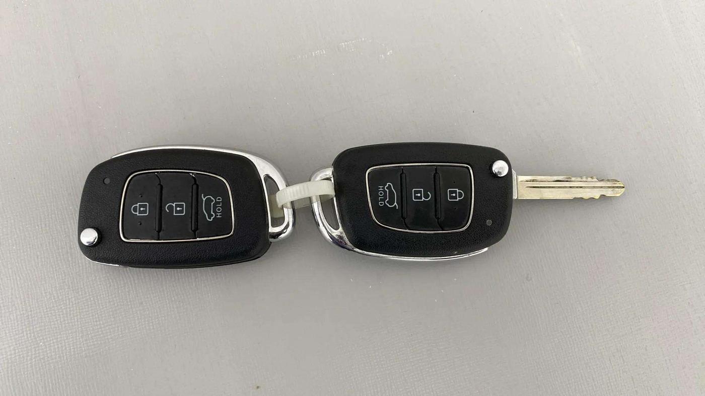 2023 Hyundai Creta E 1.5 PETROL, Petrol, Manual, 8,513 km, Key Close Up