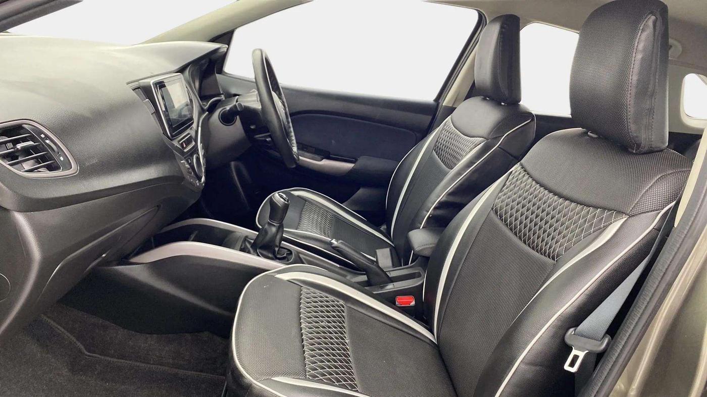 2021 Maruti Baleno ZETA PETROL 1.2, Petrol, Manual, 48,354 km, Right Side Front Door Cabin