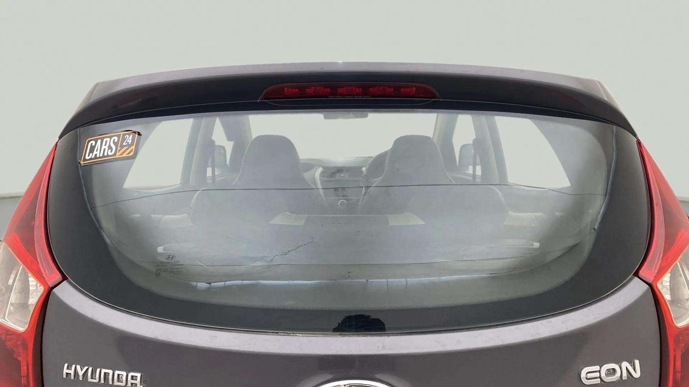 2015 Hyundai Eon ERA +, Petrol, Manual, 33,886 km, Rear Windshield