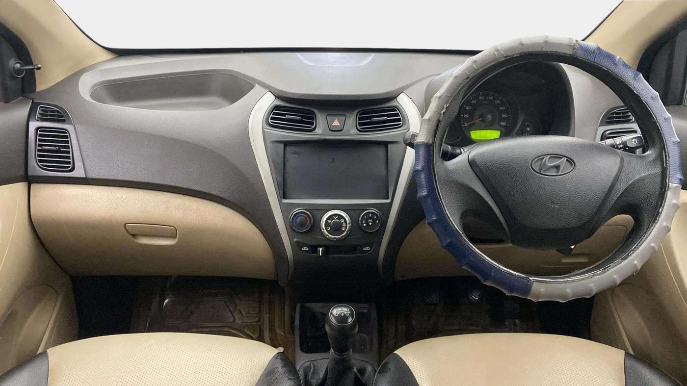 2015 Hyundai Eon ERA +, Petrol, Manual, 33,886 km, Dashboard