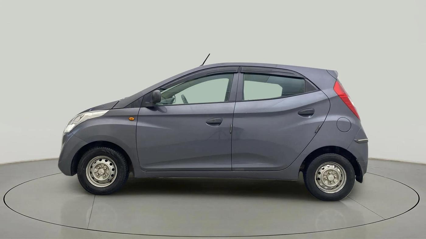 2015 Hyundai Eon ERA +, Petrol, Manual, 33,886 km, Left Side