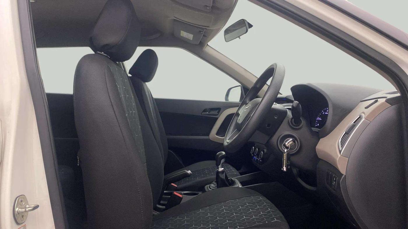 2017 Hyundai Creta E PLUS 1.4 DIESEL, Diesel, Manual, 75,167 km, Right Side Front Door Cabin
