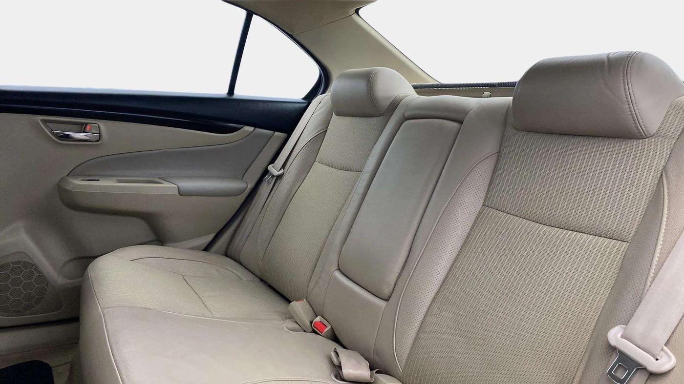 2017 Maruti Ciaz ZETA 1.4  MT PETROL, Petrol, Manual, 56,760 km, Right Side Rear Door Cabin