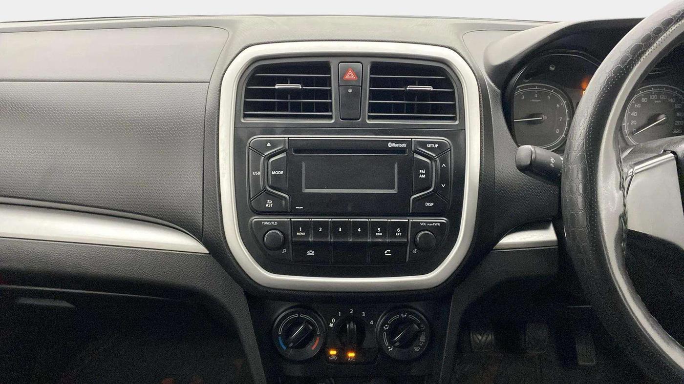 2020 Maruti Vitara Brezza LXI, Petrol, Manual, 50,566 km, Air Conditioner