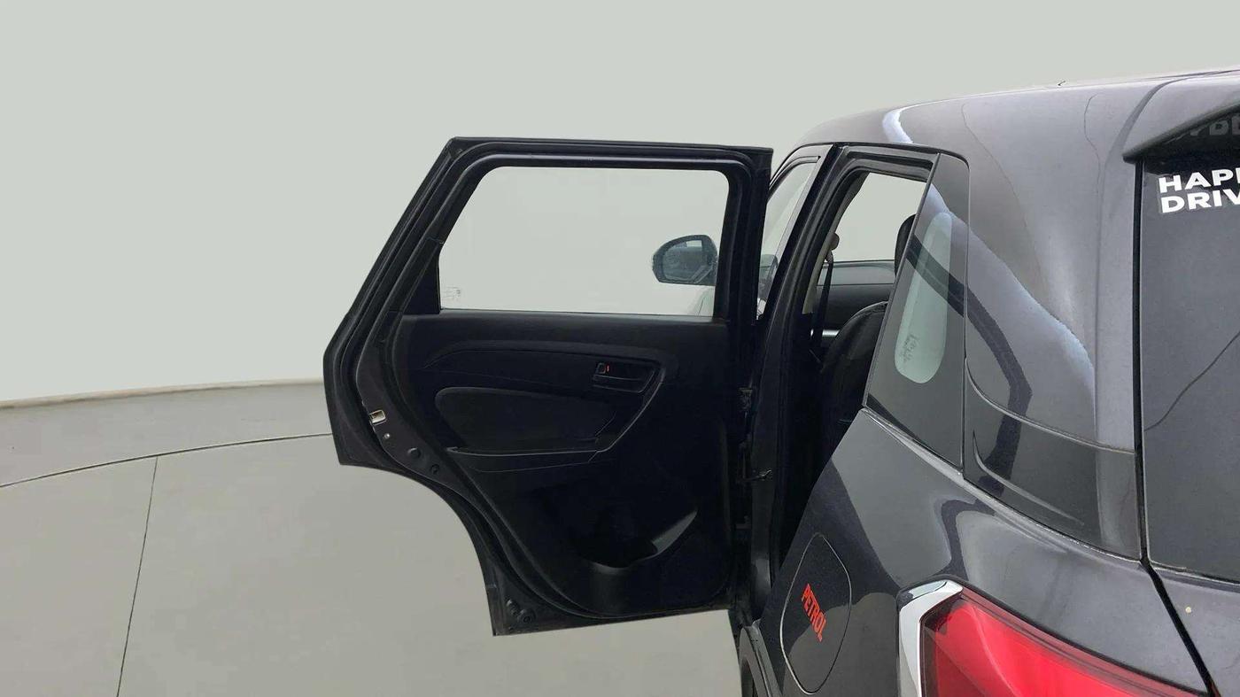 2020 Maruti Vitara Brezza LXI, Petrol, Manual, 50,566 km, LHS Rear Door