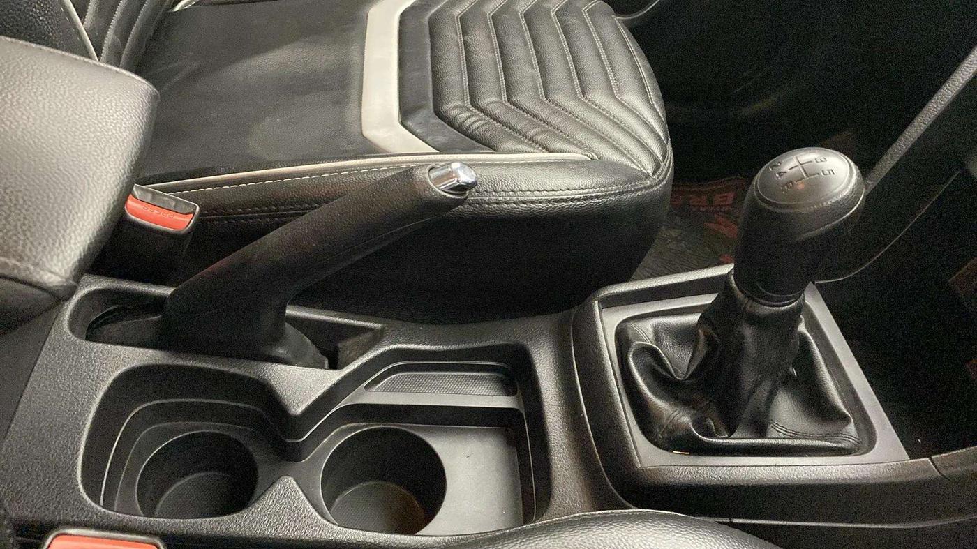 2020 Maruti Vitara Brezza LXI, Petrol, Manual, 50,566 km, Gear Lever