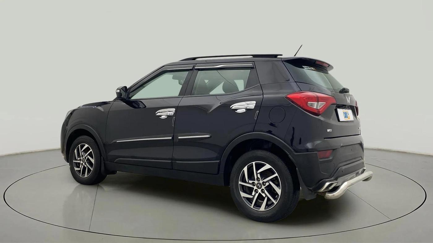 2022 Mahindra XUV300 W8 (O) 1.2 PETROL, Petrol, Manual, 20,839 km, Left Back Diagonal