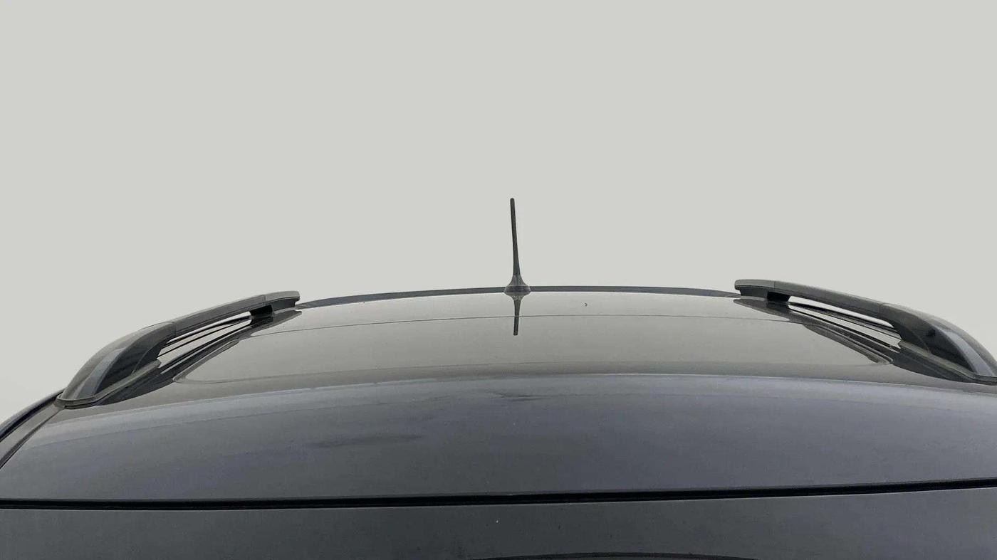 2022 Mahindra XUV300 W8 (O) 1.2 PETROL, Petrol, Manual, 20,839 km, Moonroof/ Sunroof