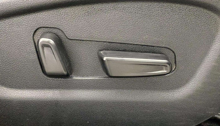 2022 Hyundai Creta SX (O) AT 1.5 DIESEL, Diesel, Automatic, 57,894 km, Driver Side Adjustment Panel