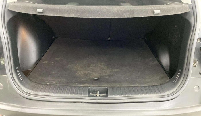 2022 Hyundai Creta SX (O) AT 1.5 DIESEL, Diesel, Automatic, 57,894 km, Boot Open Zoomed View