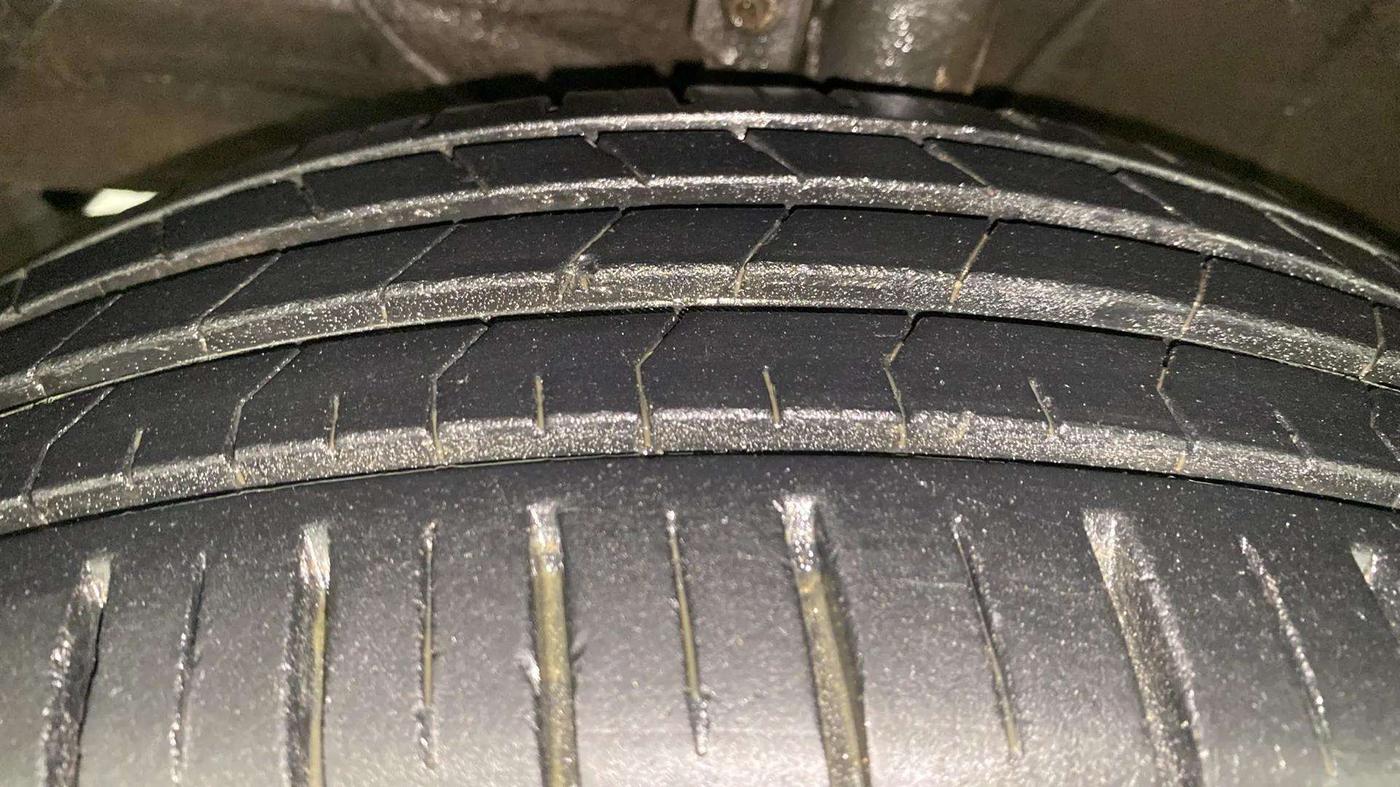 2023 Maruti Baleno ALPHA PETROL 1.2, Petrol, Manual, 9,765 km, Left Front Tyre Tread