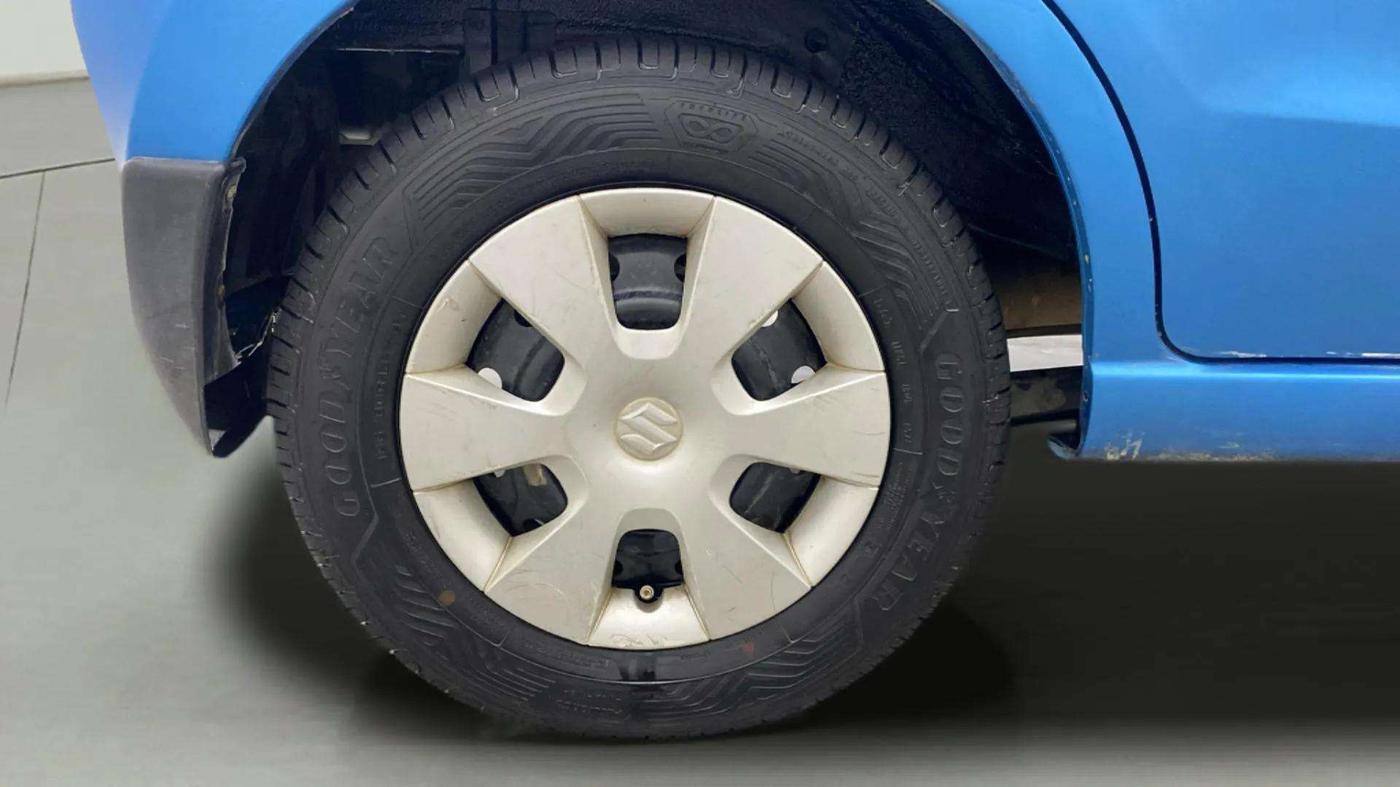 2012 Maruti A Star VXI, Petrol, Manual, 71,143 km, Right Rear Wheel