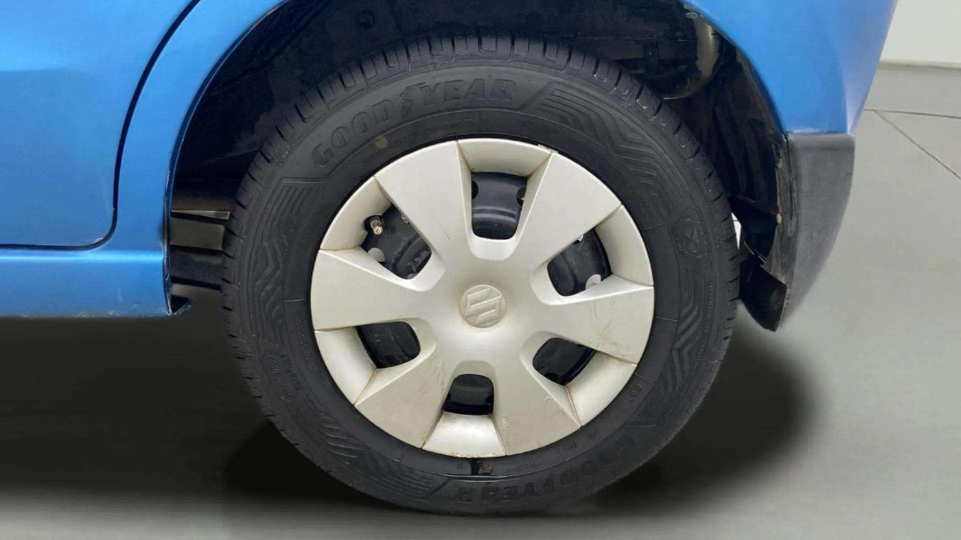 2012 Maruti A Star VXI, Petrol, Manual, 71,143 km, Left Rear Wheel