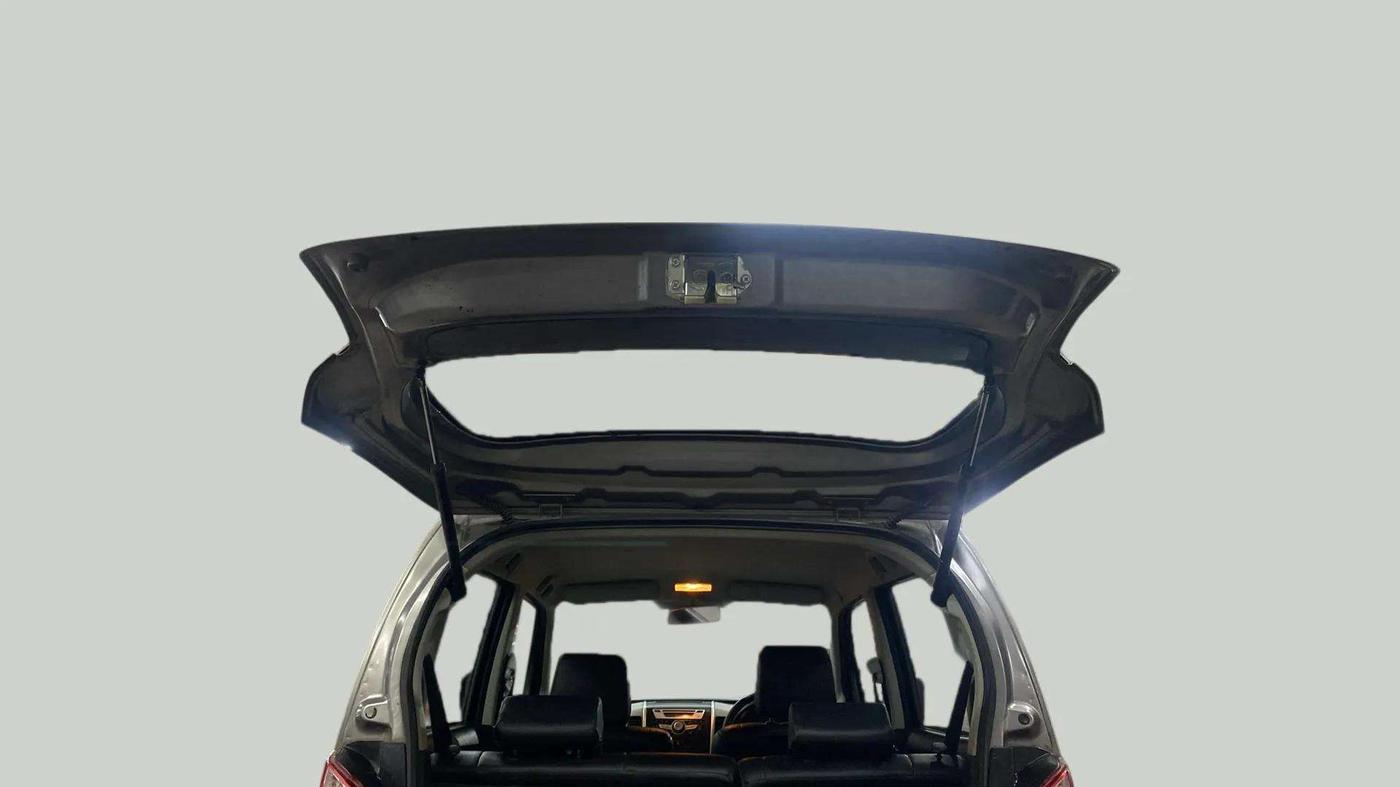 2013 Maruti Wagon R 1.0 VXI, Petrol, Manual, 46,890 km, Boot Door Open