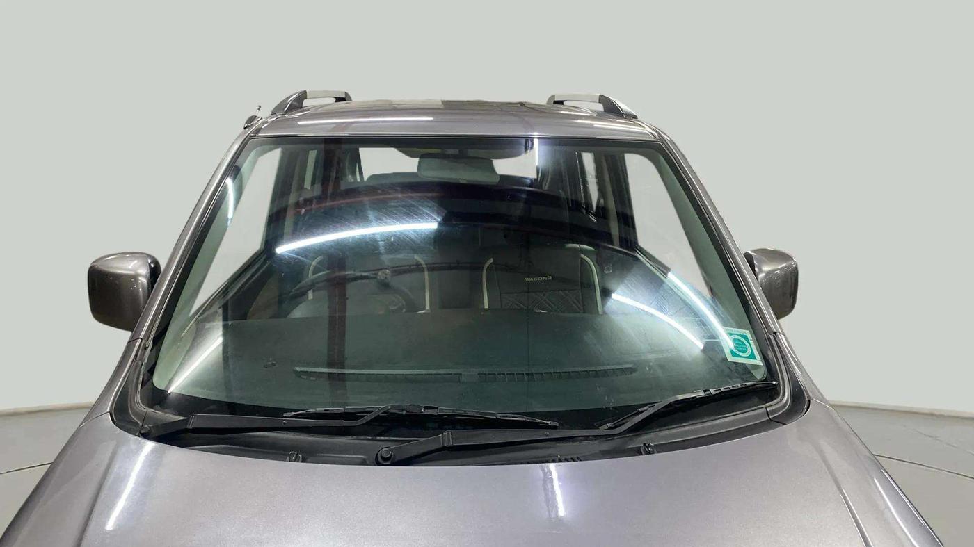 2013 Maruti Wagon R 1.0 VXI, Petrol, Manual, 46,890 km, Front Windshield