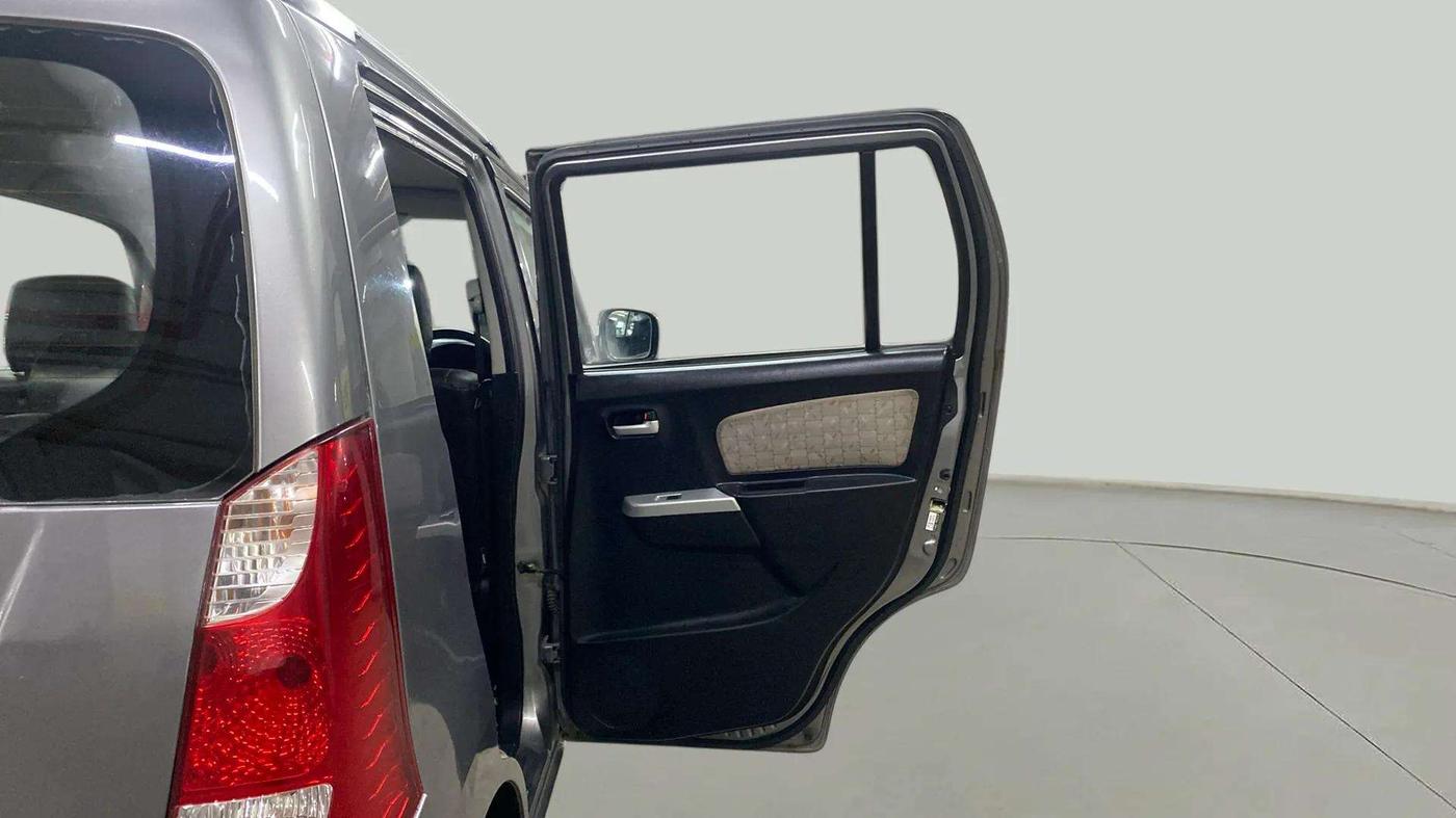2013 Maruti Wagon R 1.0 VXI, Petrol, Manual, 46,890 km, RHS Rear Door