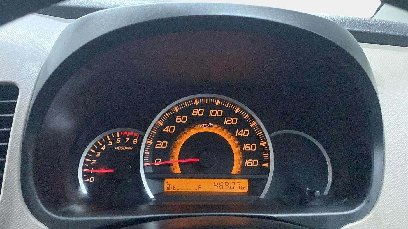 2013 Maruti Wagon R 1.0 VXI, Petrol, Manual, 46,890 km, Odometer Image
