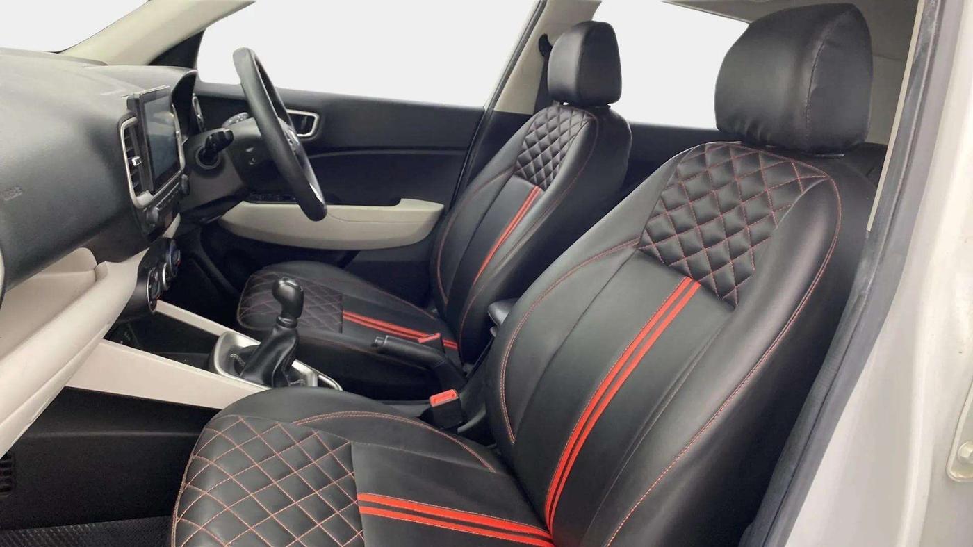 2023 Hyundai VENUE S 1.2, Petrol, Manual, 57,528 km, Right Side Front Door Cabin