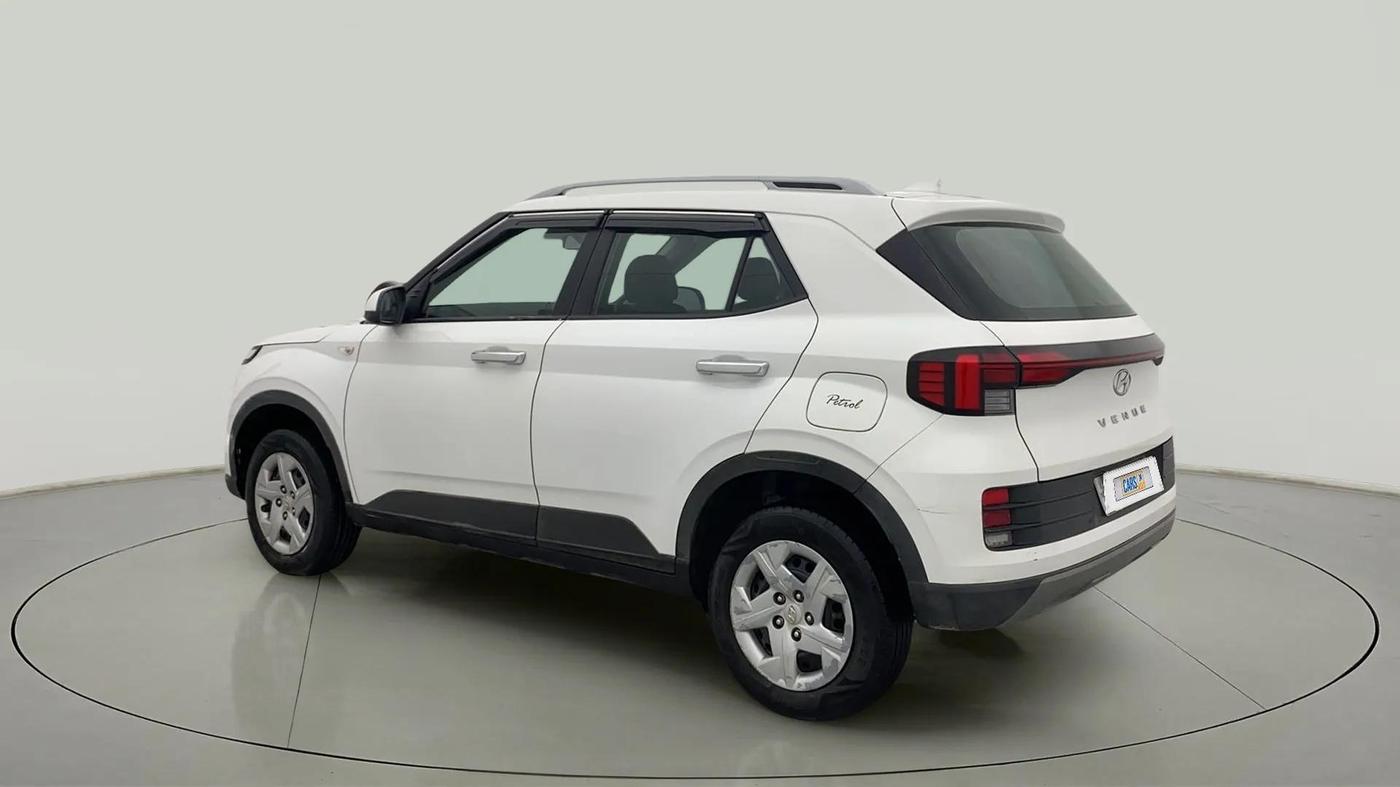 2023 Hyundai VENUE S 1.2, Petrol, Manual, 57,528 km, Left Back Diagonal