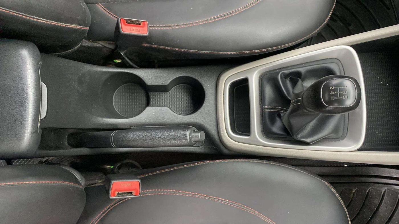 2023 Hyundai VENUE S 1.2, Petrol, Manual, 57,528 km, Gear Lever